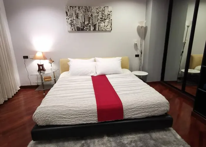 Cozy 1br Walk To Bts And Airport Rail Link Close To Malls G7