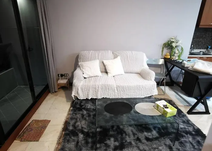 Cozy 1br Walk To Bts And Airport Rail Link Close To Malls G7 Bangkok