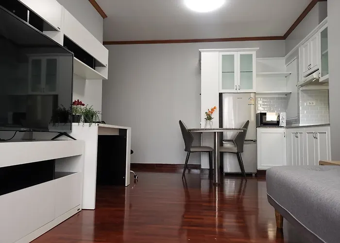 Cozy 1br Walk To Bts And Airport Rail Link Close To Malls G7 Appartement Bangkok