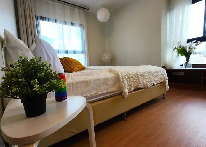 Appartement Cozy 1br Walk To Bts And Airport Rail Link Close To Malls G7 *