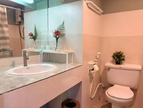 Appartement Cozy 1br Walk To Bts And Airport Rail Link Close To Malls G7